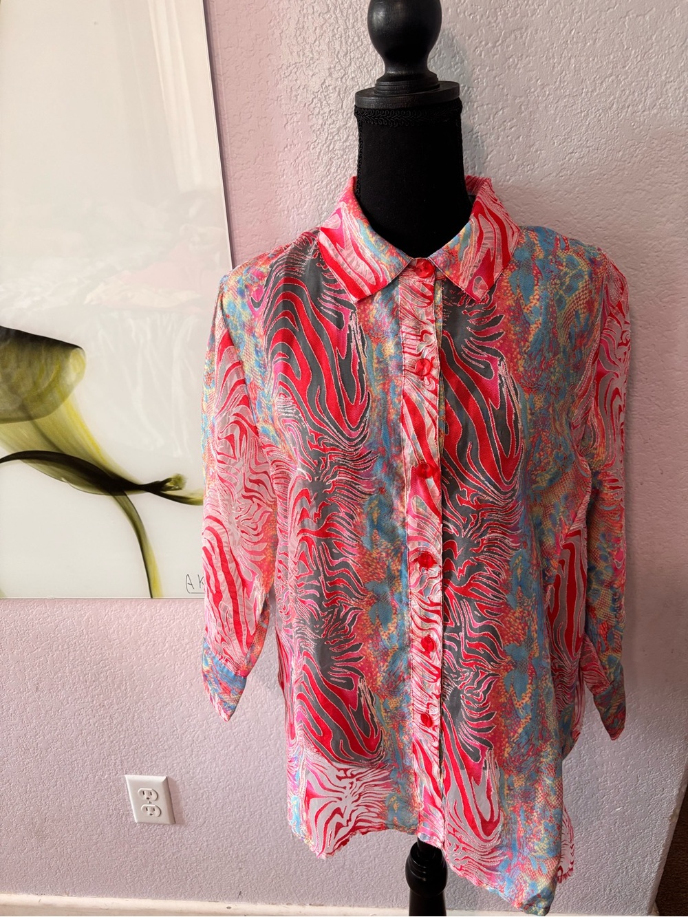 shirt size large
